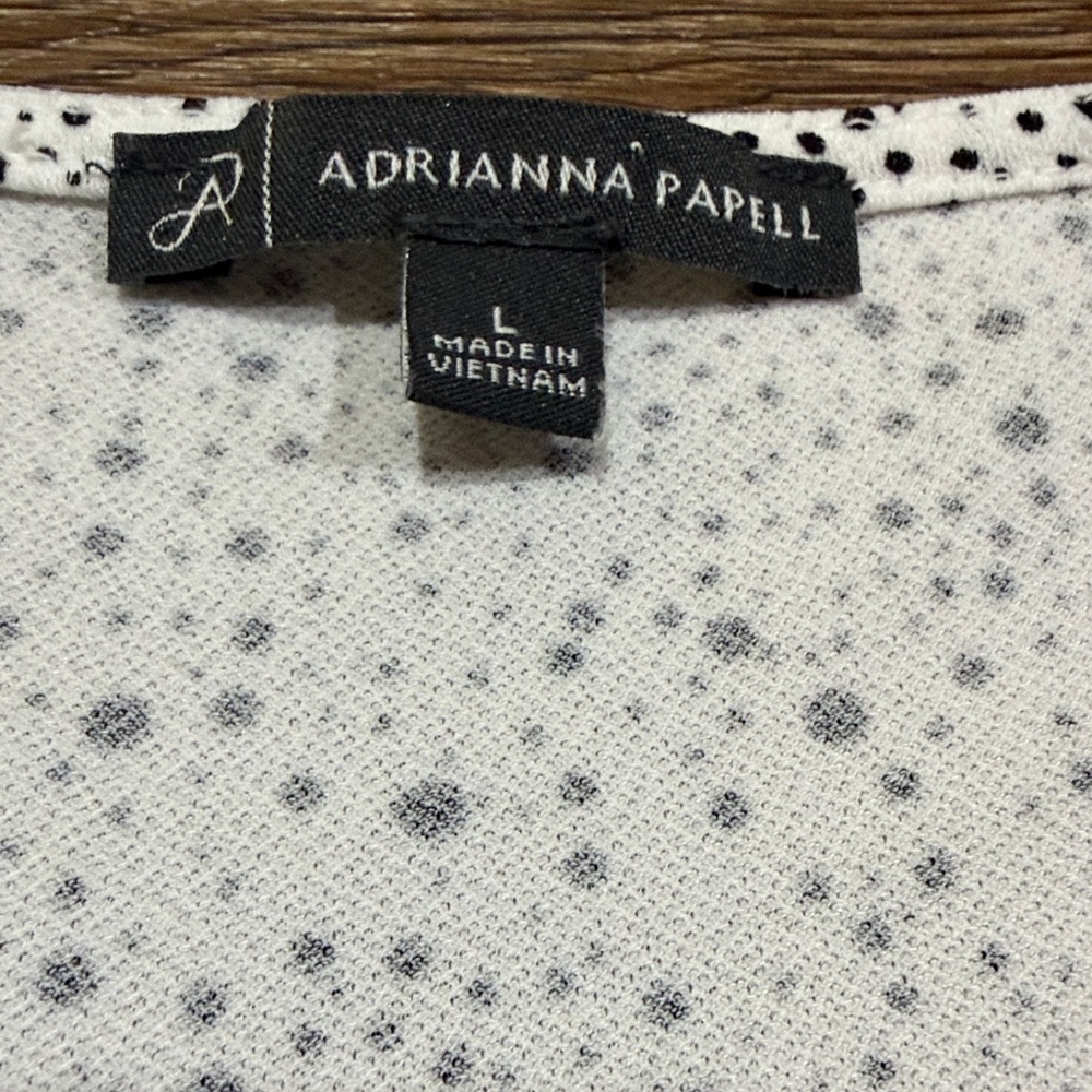 Adrianna Papell Black and White V Neck Puff Sleeve Speckled Blouse - Picture 5 of 6